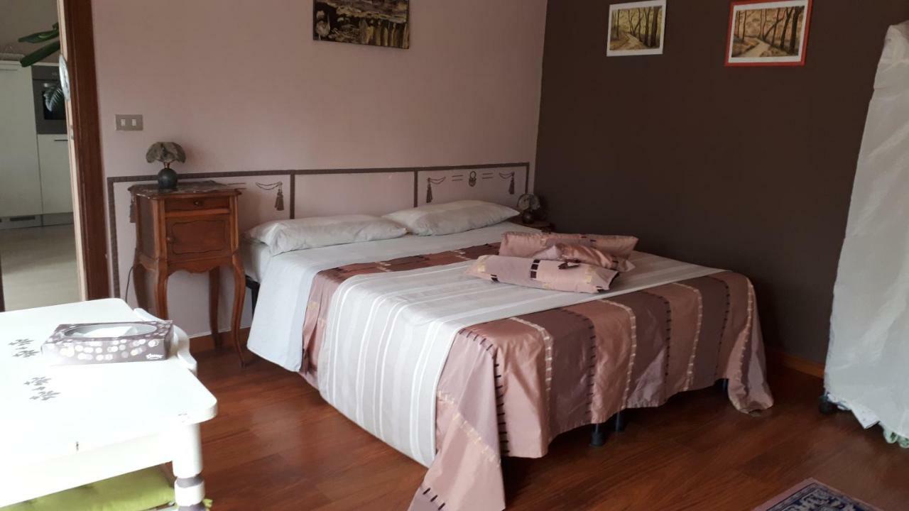B&B Casa Passito パヴォーネ・カナヴェーゼ エクステリア 写真